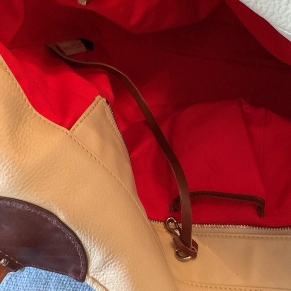 Dooney & Bourke XL Luxurious Italian leather Shoulder Bag❤️ - Picture 5 of 7